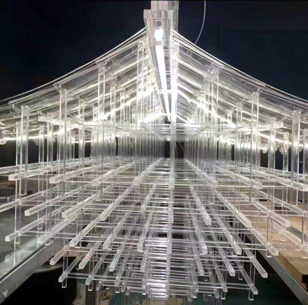 Large-format acrylic canopy structure, beam and rod detail